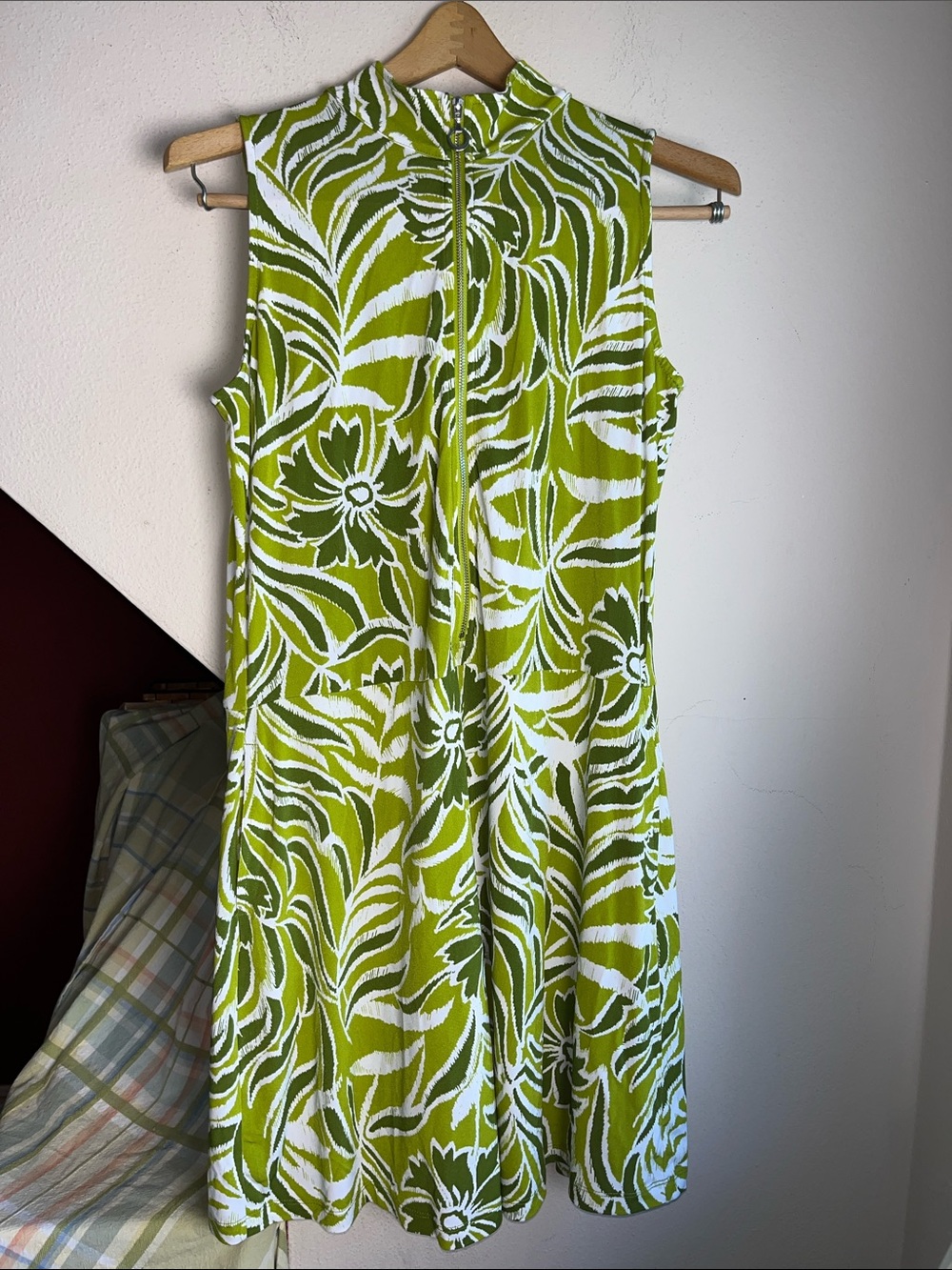 Susan Graver Green and White Botanical Zip-Front Mock neck Sleeveless Dress S